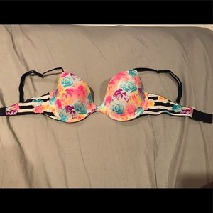 Victoria’s Secret PINK 32 D bra
